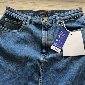 DL1961 asra skirt NWT